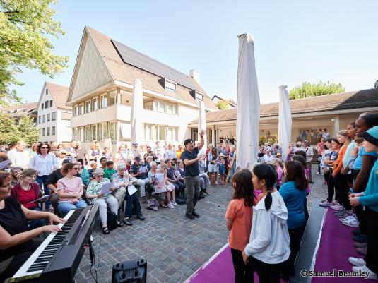Riehen lädt zum gemeinsamen Singen und Tanzen ein