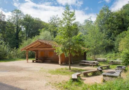 Waldhütte im Maienbühl